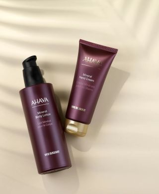 🍂 Zachumlejte pokožku do hebkosti. Podzim může být krásný – ale i neúprosný. Chlad, vítr a suchý vzduch pokožku vysušují,...